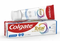 קולגייט טוטאל משחת שיניים להלבנה ולהסרת כתמים 100 מ"ל